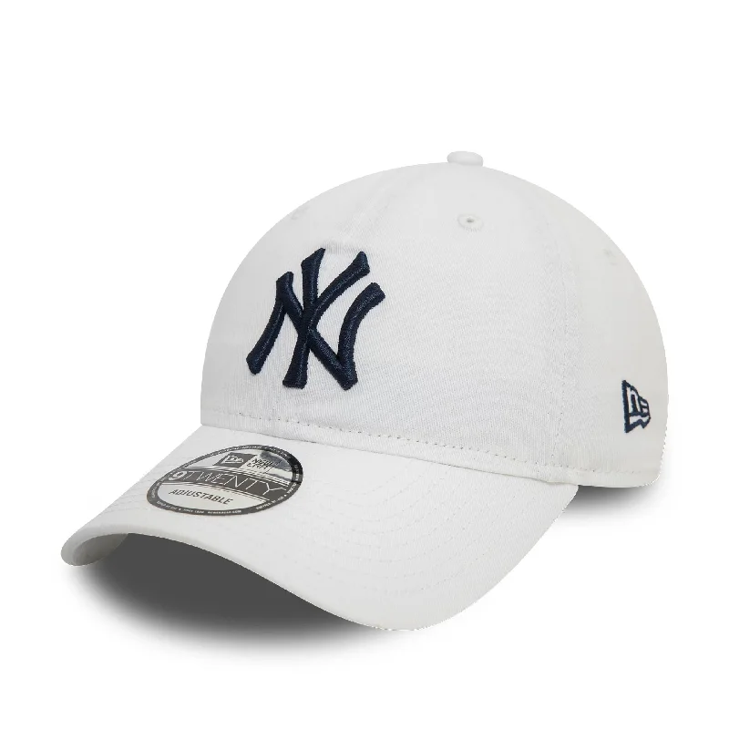 New York Yankees MLB Core Classic White 9TWENTY Adjustable Cap