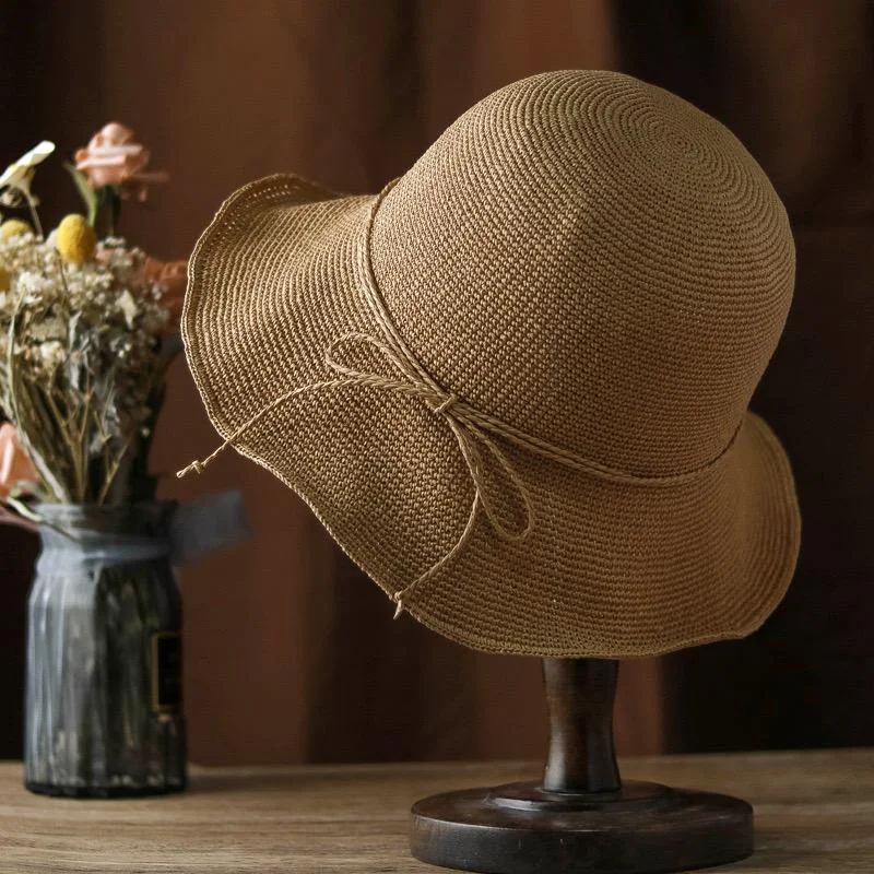 Straw Hat with mouldable wire for women