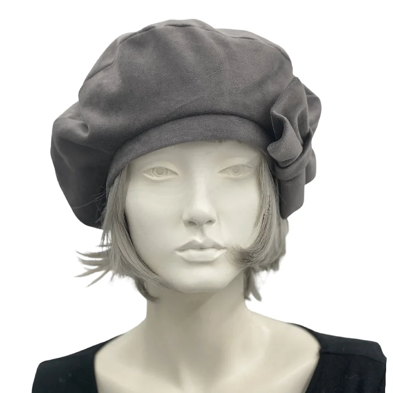 Women's Velvet Beret with Bow Accessory